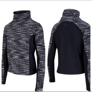 👣Nike pro hyperwarm long-sleeved top